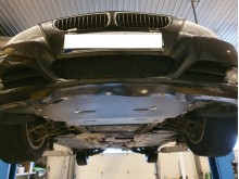 Plieninė radiatoriaus apsauga BMW 3 serija - E90 (2004-2013)