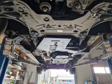 Plieninė katalizatoriaus apsauga Nissan NV300 (2022-2026)