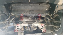 Plieninė variklio apsauga BMW 1 serija E81,E87 (2004-2011)