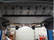 Plieninė variklio apsauga Ford Transit Connect (2013-2022)