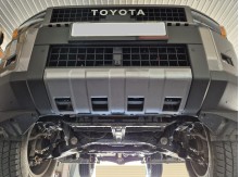 Plieninė pavarų dėžės apsauga Toyota Land Cruiser 250 (2024-2026)