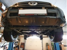 Plieninė variklio apsauga Toyota RAV 4 dyzelinas (2006-2013)