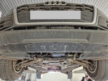 Plieninė pavarų dėžės apsauga Audi Q5 (2017-2025)